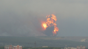 Felrobbant egy orosz lőszerraktár, ezreket kellett kitelepíteni