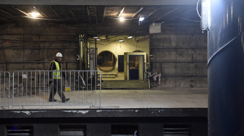Már három hónapot csúszik a 3-as metró felújítása