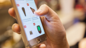 Kötelező lesz az SMS-es biztonsági kód az online vásárlásoknál