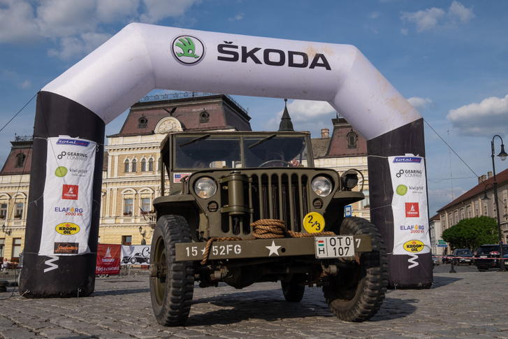 A Cross Hungary bajai céljánál egy eredeti, háborús Ford Jeep