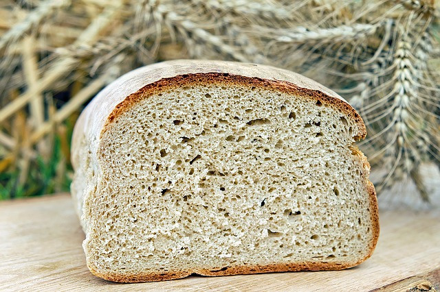 bread-1510155 640 (1)
