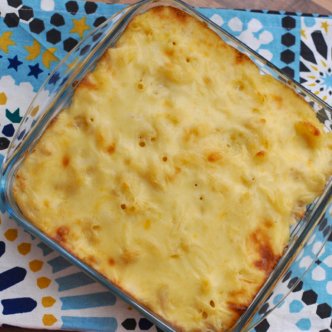 Karfiol mac’n cheese krémes besamellel: makaróni és sajt alá bújt a zöldség