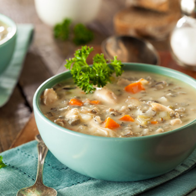 Immunerősítés on: sűrű, krémes vadrizses leves, amely telis-tele van zöldségekkel