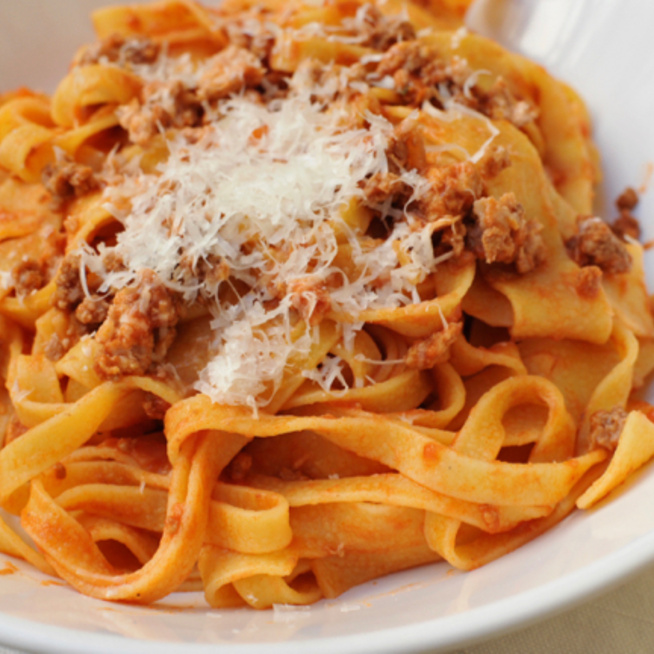 Az igazi bolognai ragu receptje - Tudtad, hogy nem spagettivel a legjobb?