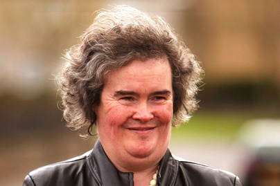 Susan Boyle szebb, mint valaha - Friss fotókon az 58 éves énekesnő