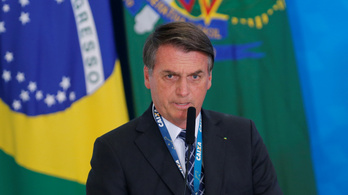 Miután felajánlottak 20 millió dollárt az erdőtüzek oltására, Bolsonaro beszólt a G7 résztvevőinek