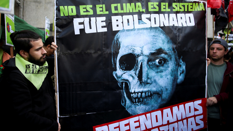 A klímaháború után mire lehet még képes Bolsonaro?