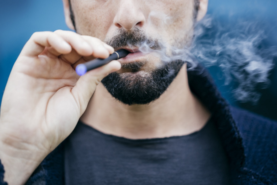 Mennyire káros valójában az e-cigi? És van haszna is?