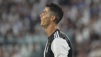 Cristiano Ronaldo videobíró-cukkoló gólörömmel ünnepelt a Napoli ellen
