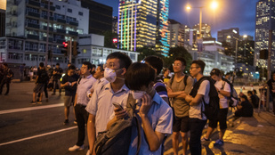 Internet nélküli, blokkolhatatlan programon csetelnek a hongkongi tüntetők