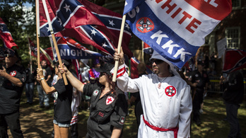 Nem lehet PayPal-en pénzt gyűjteni a Ku Klux Klannak
