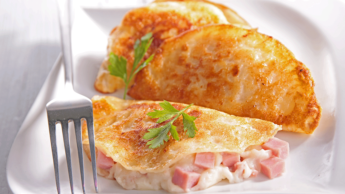 Ham and cheese palacsintába töltve: univerzális kedvenc elegáns formában