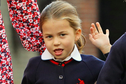 Charlotte hercegnő első napja az iskolában - Ilyen édes az egyenruhájában