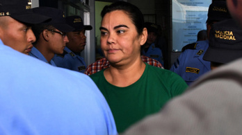 Ötvennyolc év börtönre ítélték a volt hondurasi elnök feleségét