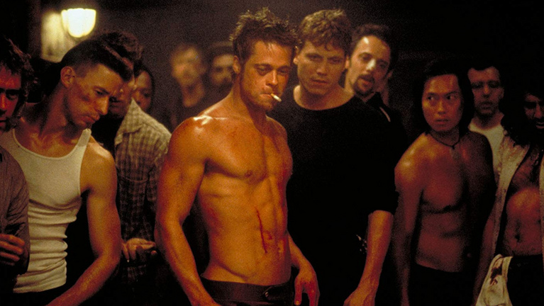 Húsz éve csodáljuk Brad Pitt véres hasizmait