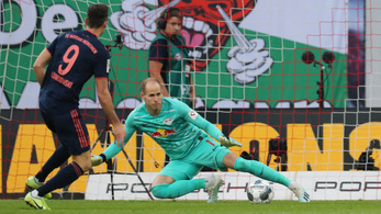 Extra bravúrral mentett pontot Gulácsi a Bayern ellen