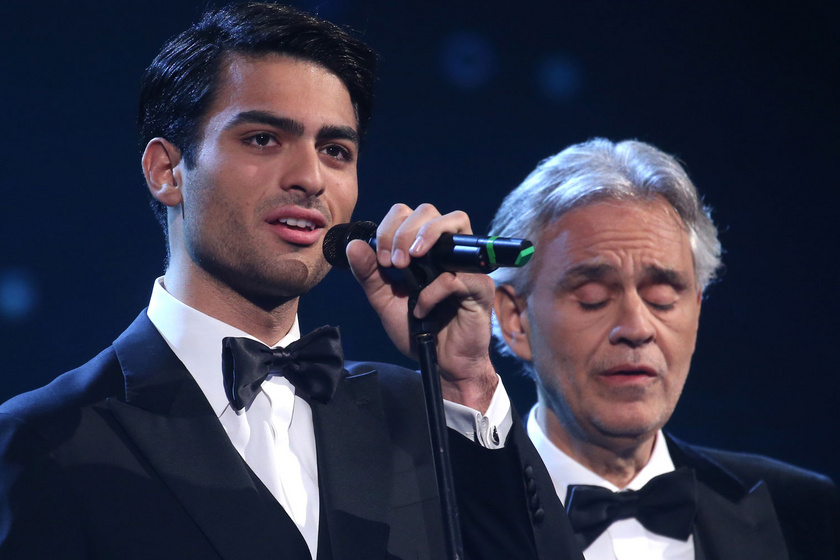 Dögös pasi lett Andrea Bocelli kisebbik fiából - Matteo énekes lett, mint az apja