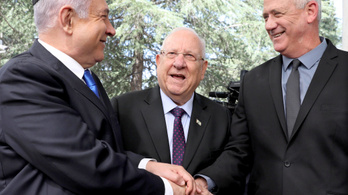 Az izraeli államfő nyomására nagykoalíciós tárgyalásba kezdett Netanjahu és legyőzője