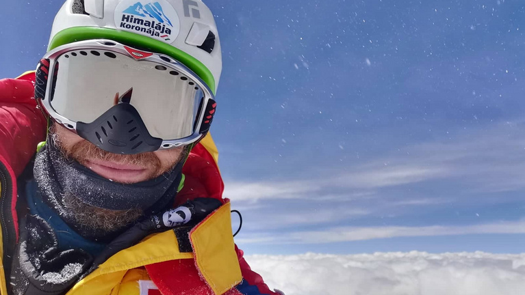 Csalt a magyar hegymászó a K2 csúcsán?