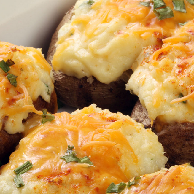 Hideg napok kedvenc vacsorája: krumplicsónak sok-sok sajttal