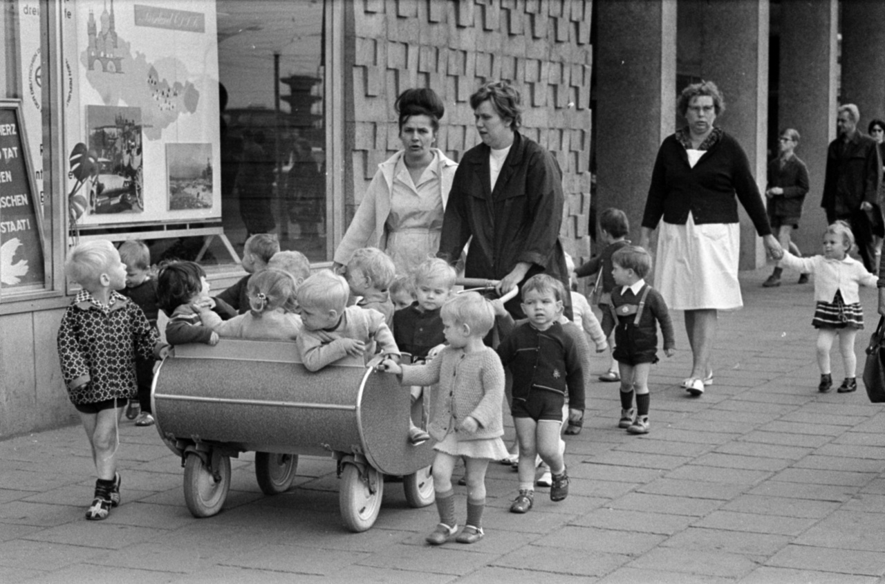 Total collectivisation did not spare toddlers either. The pram with multiple seats could be deemed practical, but that might be a bit of an understatement for the toilet-benches that kindergarteners had to sit on next to each other, waiting until everyone else was done with their deeds.
