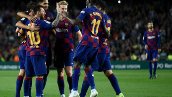 Suarez-ollózás indította, Messi-szabad zárta a Barca-estet