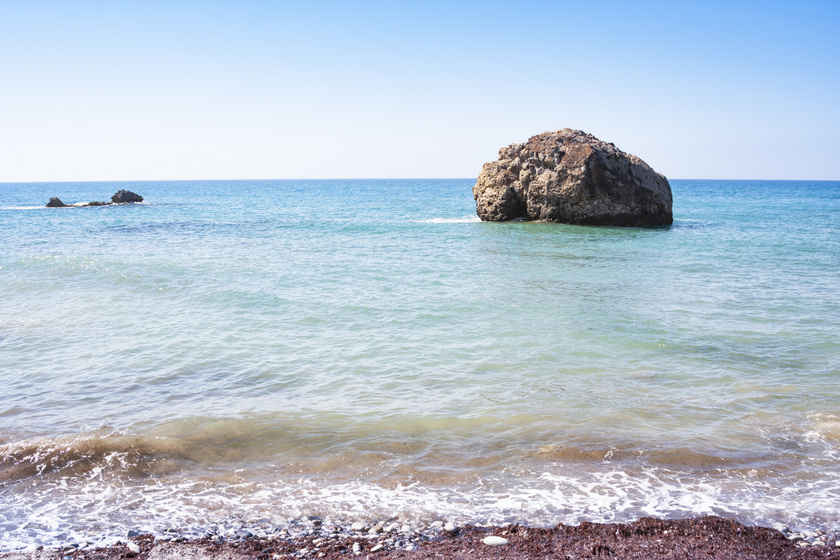 Aki háromszor körbeússza a ciprusi sziklát, örökké gyönyörű marad: Aphrodité születése helyének mondják