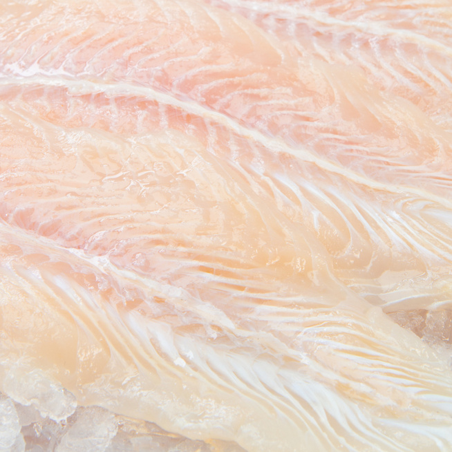 Hogyan süssük ki a fagyasztott halat, hogy ne essen szét a hőkezelés során?