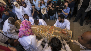 3000 éves szarkofágokat nyitottak fel Egyiptomban