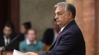 Orbán a jobbikosoknak: Nyugalom, kisnyilasok, nyugalom!