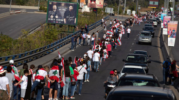 Élőlánccal tiltakoztak a libanoni tüntetők
