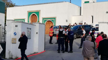 84 éves bevándorlásellenes férfi lövöldözött egy francia mecsetnél