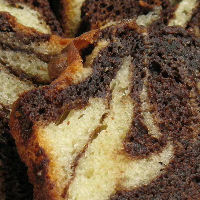 Márványos kakaós-vaníliás piskóta – Látványos, puha, finom sütemény