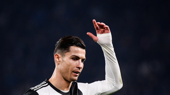 C. Ronaldo rövidre zárta a csereincidenst