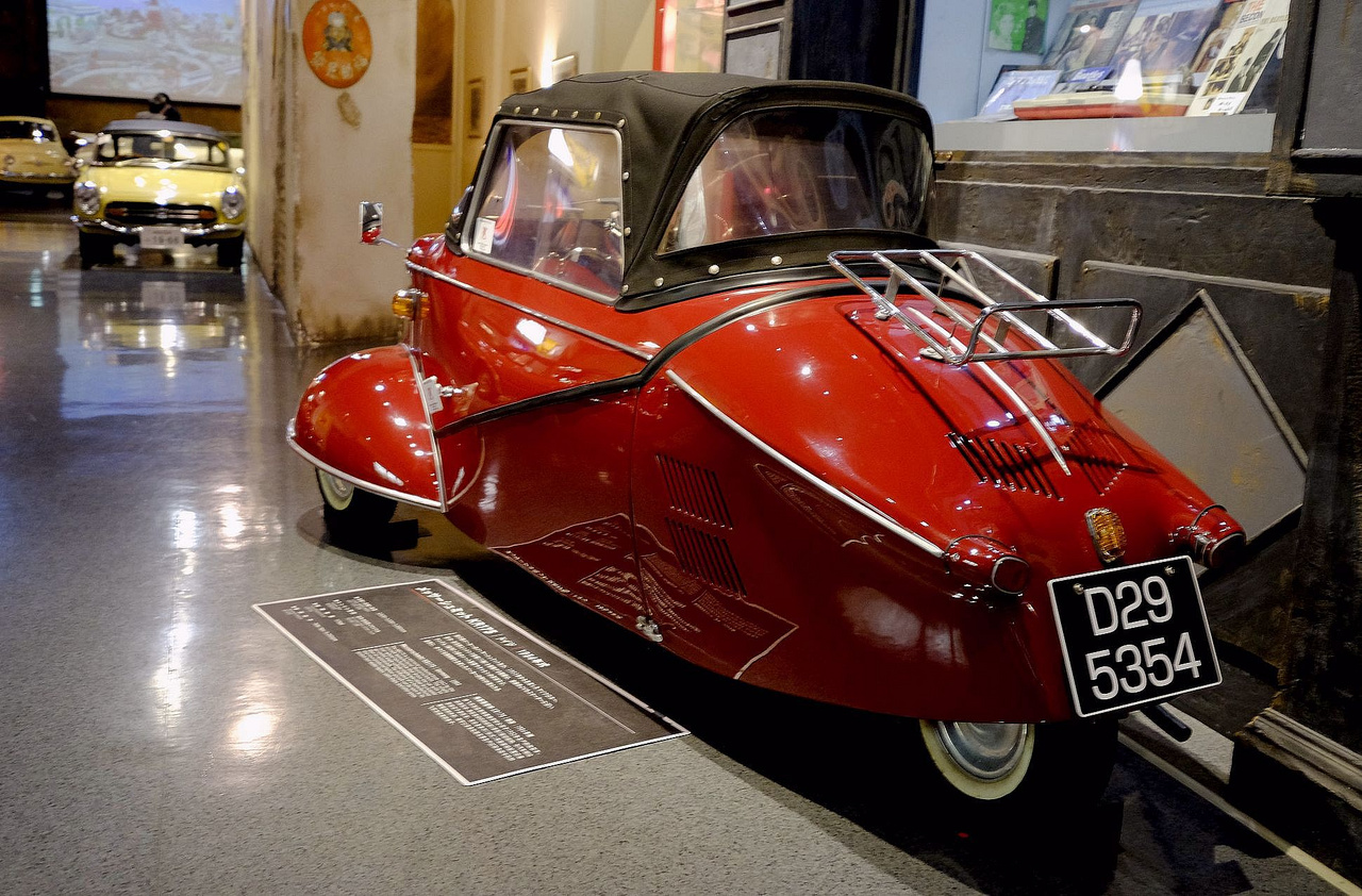 Ez hogy került Japánba? Német szükségautó a nyomorult ötvenes évekből - ma már olcsóbb Ferrarikkal egyenértékű kult-tárgy. Messerschmitt KR175 Kabinenroller, 1954