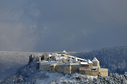 7 mesébe illő kastély itthon és Erdélyben: télen még gyönyörűbbek