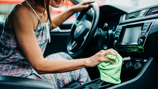 Így takarítsd hatékonyan az autód belsejét