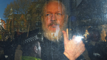 Nem nyomoznak tovább a svédek Assange nemi erőszakolós ügyében