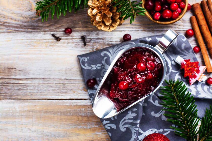 Ínyenc házi áfonyamártás komolyabb sültekhez: karácsonyi főétel mellé isteni