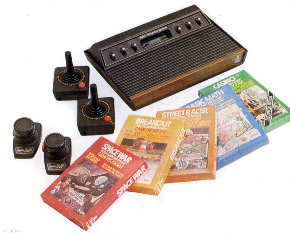 1979-80. Atari számítógép és a hozzá kiadott játékok. az 1972-ben alapított amerikai cég a számítógépes játékok úttörője volt.