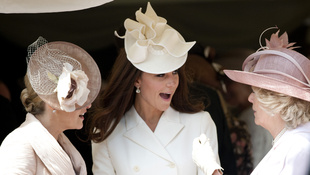 Kate Middleton anyósa koppintja menye stílusát
