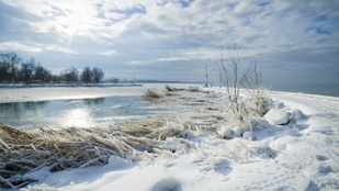 Befagyva is gyönyörű: menő téli programok a Balatonnál