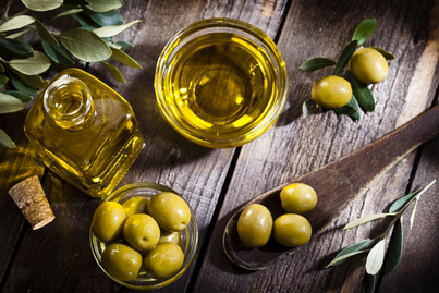 Tényleg jót tesz az olívaolaj a bőrnek? Meglepő a bőrgyógyász válasza