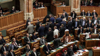 Megnehezítette az ellenzéki taktikázást a Fidesz