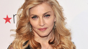 35 évvel fiatalabb táncosával folytathat viszonyt Madonna
