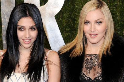 Madonna 23 éves lánya bikinis bombázó - Lourdes Miamiban süttette a hasát