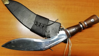 Késsel szurkáltak meg egy tanárt a XVIII. kerületben