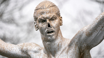 Lefűrészelték az Ibrahimovic-szobor orrát