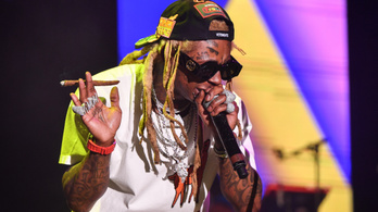 Drogokat és fegyvereket találtak Lil Wayne magánrepülőjén