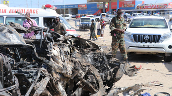 90 embert megölt egy bomba Szomáliában